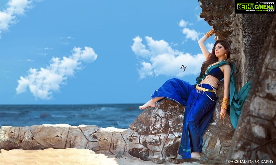 Sherin Instagram - ππ Photography: @arshad.media Designer: @anayakreationofficial Makeup : @naaz_makeup_hair hair Jewellery: @original_narayanapearls #photography #outdoors #fashionphotography #beach #shoot #celebrity #sherin #biggboss #biggbosstamil #vijaytv #tamilactress #tamil #tamilnadu #chennai #madras #cinema #arshadfotography #portfolio #designer #makeup #jewellery #pearls