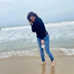 Sherin Instagram - Missed you Poseidon! I haven't seen the ocean in over 2 years! After a long week of hard work, really enjoyed a day off by the beach. Ahhhh bliss #sherin #pondicherry #beach #ocean #candid #biggbosstamil Pondicherry
