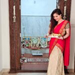 Sherin Instagram - Iniya thamizhar thirunaal mattrum pongal nalvazhthukkal❤️❤️ . . . . . . . . #pongal #sherin #tamil #festivevibes #festival #love #saree #halfsaree #ethnicwear #ethnic #indian Bangalore, India
