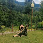 Sherlin Seth Instagram - Photo dump- Kashmiri Libaaz, Phiran 🌿🌼 . . . #jammukashmir #jammukikudi #kashmirtourism #kashmiri #jammuandkashmir #kollywoodcinema #viralpost #foryoupage #forme #sherlinseth #mountains #fresh #mountainbaby #tamil #telugu #andhrapradesh #tamilnadu #bollywood #calfmuscles #leg