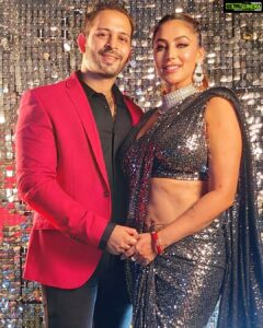 Shilpi Sharma Instagram - The Royal Affair ❤ Some music and dance ...
#bigfatindianwedding #indianwedding #sunandmoonwedding #familytime 
@shahvijyant