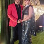 Shilpi Sharma Instagram - The Royal Affair ❤ Some music and dance ... #bigfatindianwedding #indianwedding #sunandmoonwedding #familytime @shahvijyant Radisson Blu Resort & Spa Karjat