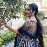 Shivangi Joshi Instagram - 💙❤️🧡🧡💚💜🖤🤍🤎 Outfit:- @neerusindia Mumbai, Maharashtra