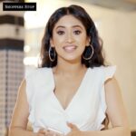 Shivangi Joshi Instagram – Yes, the Shoppers Stop #GoodBuy2020 SALE is finally live and all my favourite fashion and beauty products are upto 50% OFF this week!
Everything that you have planned for can wait as its the second week of the Shoppers Stop #GoodBuy2020 and things are only getting better! ⏱️
The best part? There are daily giveaways, live events and exclusive content on @shoppers_stop !
Follow now for the latest updates on Fem-a-thon, Glow-a-thon, and Play-a-thon.
Tip: Extra 10% OFF if you use the code HOTSHOP on the Shoppers Stop app!

Trust me, the #ShoppersStopGoodBuy2020 shopping marathon is bigger & better than anything you have seen this year. 🎉

#ShoppersStop #EpicExtravaganza #ExclusiveOffers #ShoppingHaul #ShoppingMarathon #DailyContests #LiveEvents #Giveaways #ShivangiJoshi #HotStar