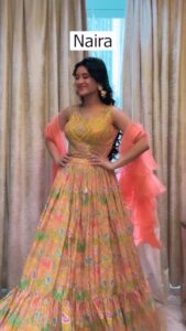 Shivangi Joshi Instagram - Shivangi-Naira-Anandi ♥️ #reelspetv | #indiantvfiesta #dailysoap #indiantelevision #tvserials #indiantvserial #instagram #trending #naira #anandi