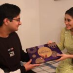 Shivangi Joshi Instagram – Delighted and surprised to receive such a special gift from my little brother. Thank You for this sweet, tasty gift 

Waah, kuch meetha ho jaye in literal sense, thankyou my little brother for this wonderful sweet special gift this Raksha Bandhan..
#cadburycelebrations #happyrakhi #closerthisrakhi