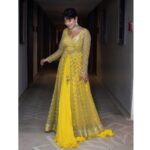 Shivangi Joshi Instagram - About last night STYLING:- @nehaadhvikmahajan . . OUTFIT:- @neerusindia . . JEWELERY:- @shobhashringar Kolkata