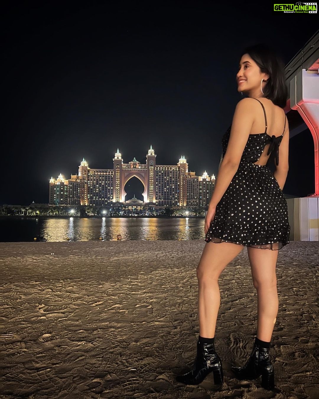 Shivangi Joshi Instagram - To be beautiful means to be yourself. You don’t need to be accepted by others. You need to accept yourself. 🖤 Atlantis, The Palm