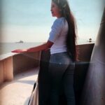 Shivangi Joshi Instagram - Aim for the sky, but move slowly, enjoying every step along the way. It is all those little steps that make the journey complete. Arabian Sea!