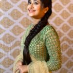 Shivangi Joshi Instagram - THE 19th ITA AWARDS 2019 Outfit:- @taandonreynu Styled by:- @nehaadhvikmahajan Ring:- @lalajugalkishore Indore, India