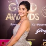 Shivangi Joshi Instagram - Dream it. Believe it. Achieve it. Best Actor (Female) Thankyou @vikaaskalantri #goldawards2019 I’m extremely honoured and humbled. 🙏🏻 #Thankyou Outfit:- @payalkeyalofficial Styling:- @nehaadhvikmahajan