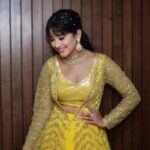 Shivangi Joshi Instagram - About last night STYLING:- @nehaadhvikmahajan . . OUTFIT:- @neerusindia . . JEWELERY:- @shobhashringar Kolkata