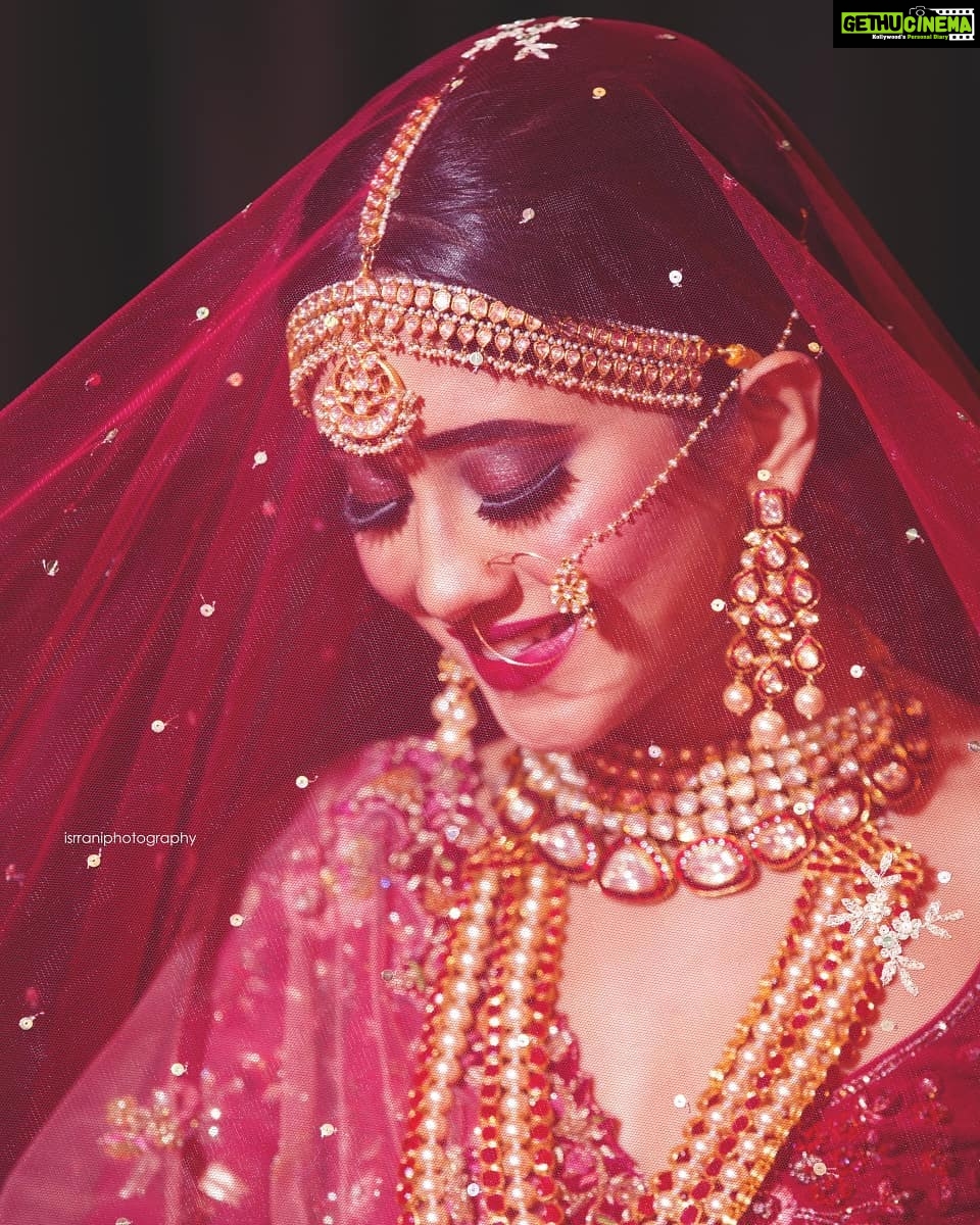 Shivangi Joshi Instagram - #dulhanwalifeeling 🌹