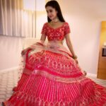 Shivangi Joshi Instagram - STYLED BY :- @nehaadhvikmahajan . OUTFIT :- @kalkifashion JEWELLERY :- @adan_creation_ London, United Kingdom