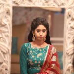 Shivangi Joshi Instagram - When life gives you laddoos..😁