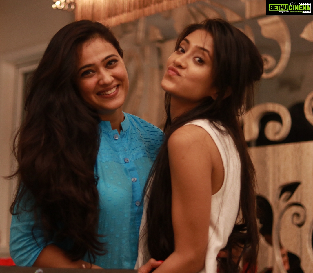 Shivangi Joshi Instagram - ❤️ @shweta.tiwari