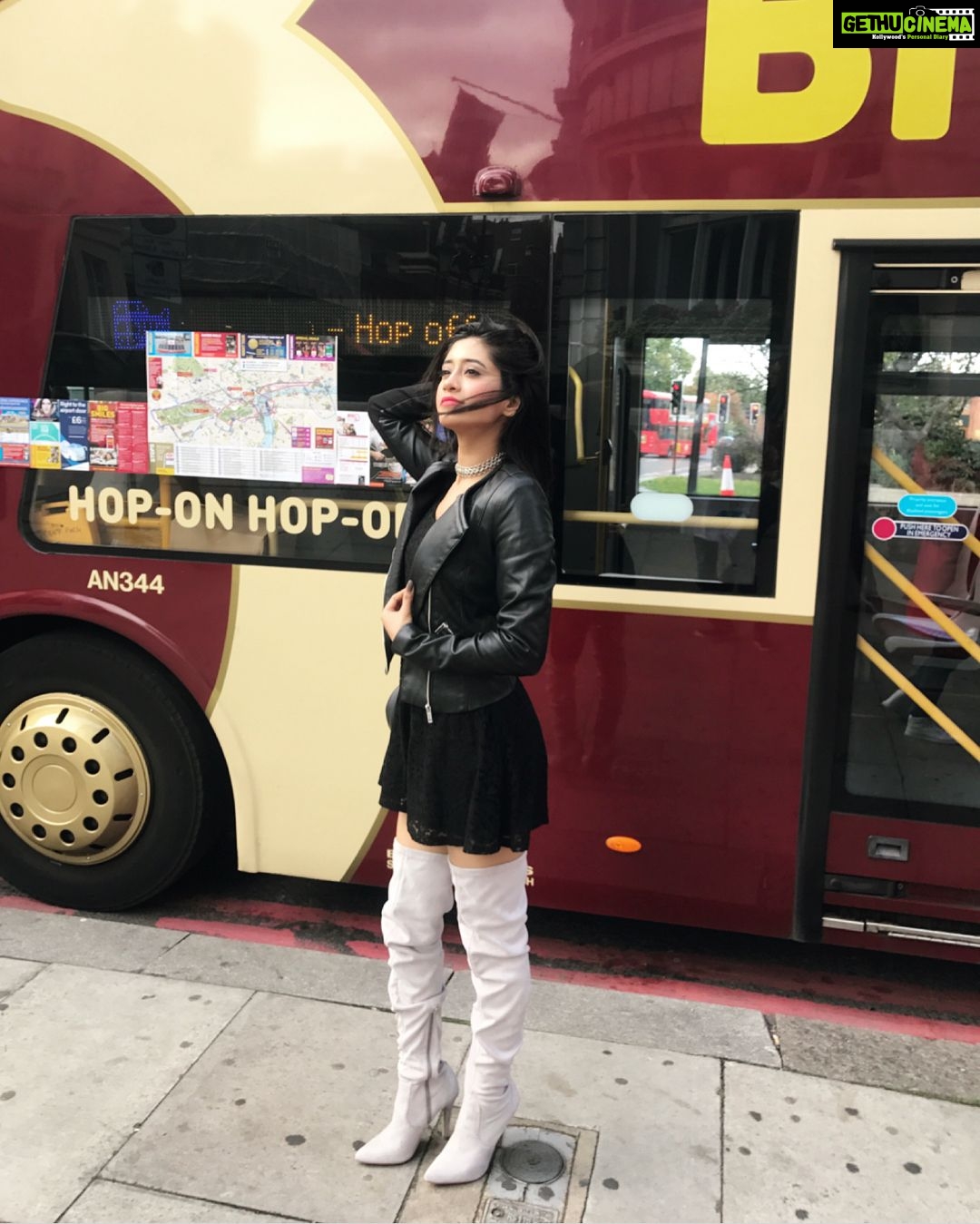 Shivangi Joshi Instagram - London❤️ #londonlove #londondiaries