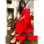 Shivangi Joshi Instagram - Loving these amazing juttis by @alexbrown.in ❤️ . PC:- @khan_mohsinkhan
