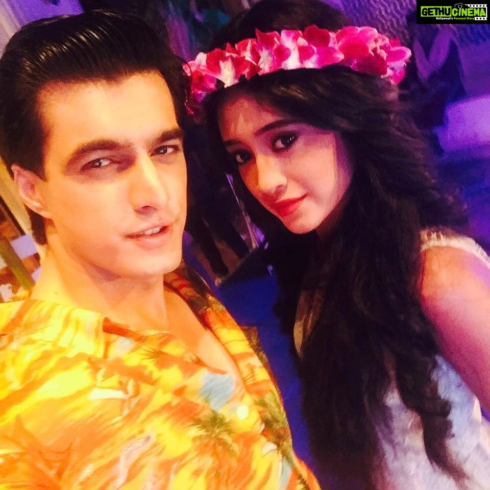 Shivangi Joshi Instagram - #kaira #henzparty #bachelorparty #kairavivah