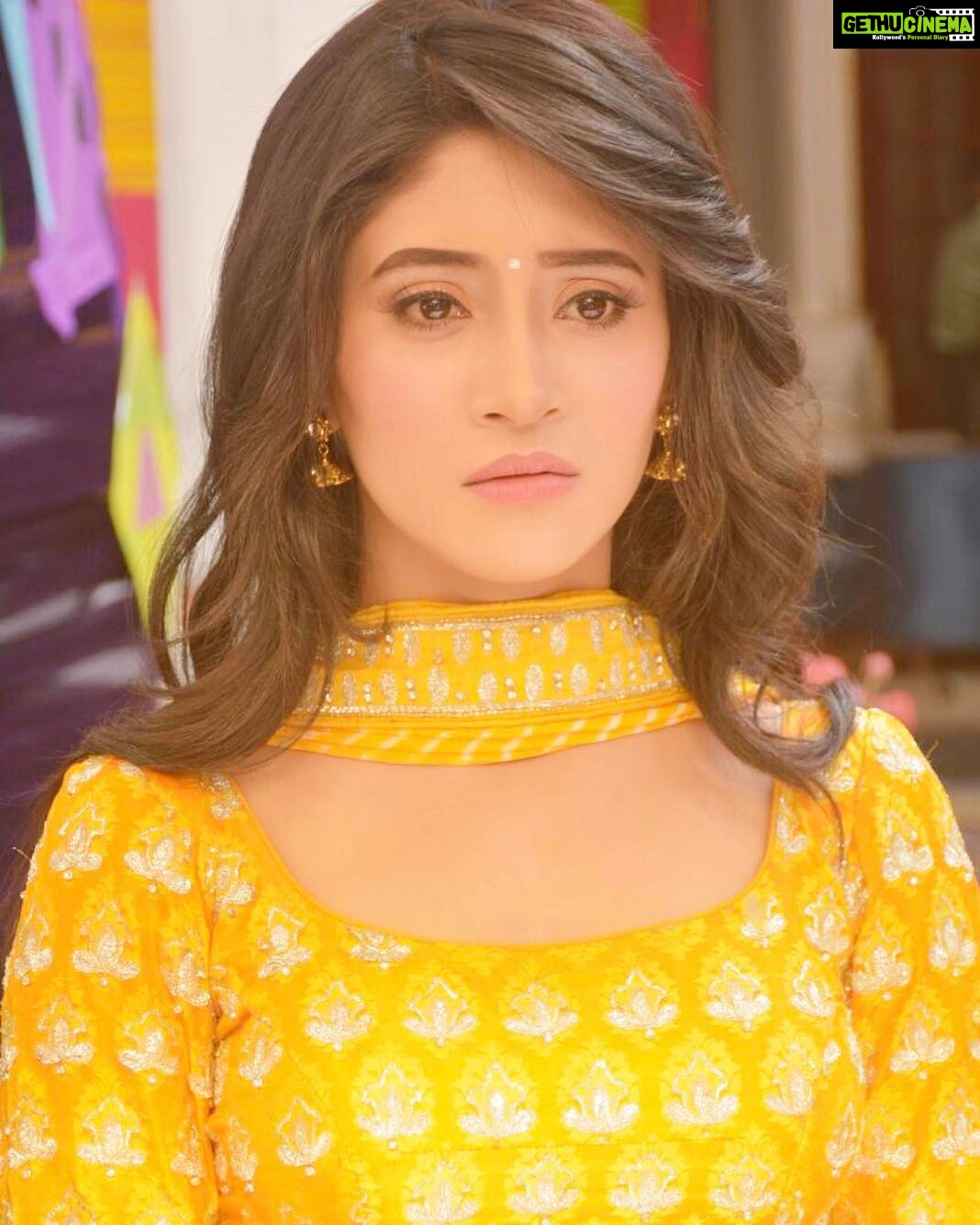Shivangi Joshi Instagram - #candid #naira #yehrishtakyakehlatahai #kairađź’‘ @starplus