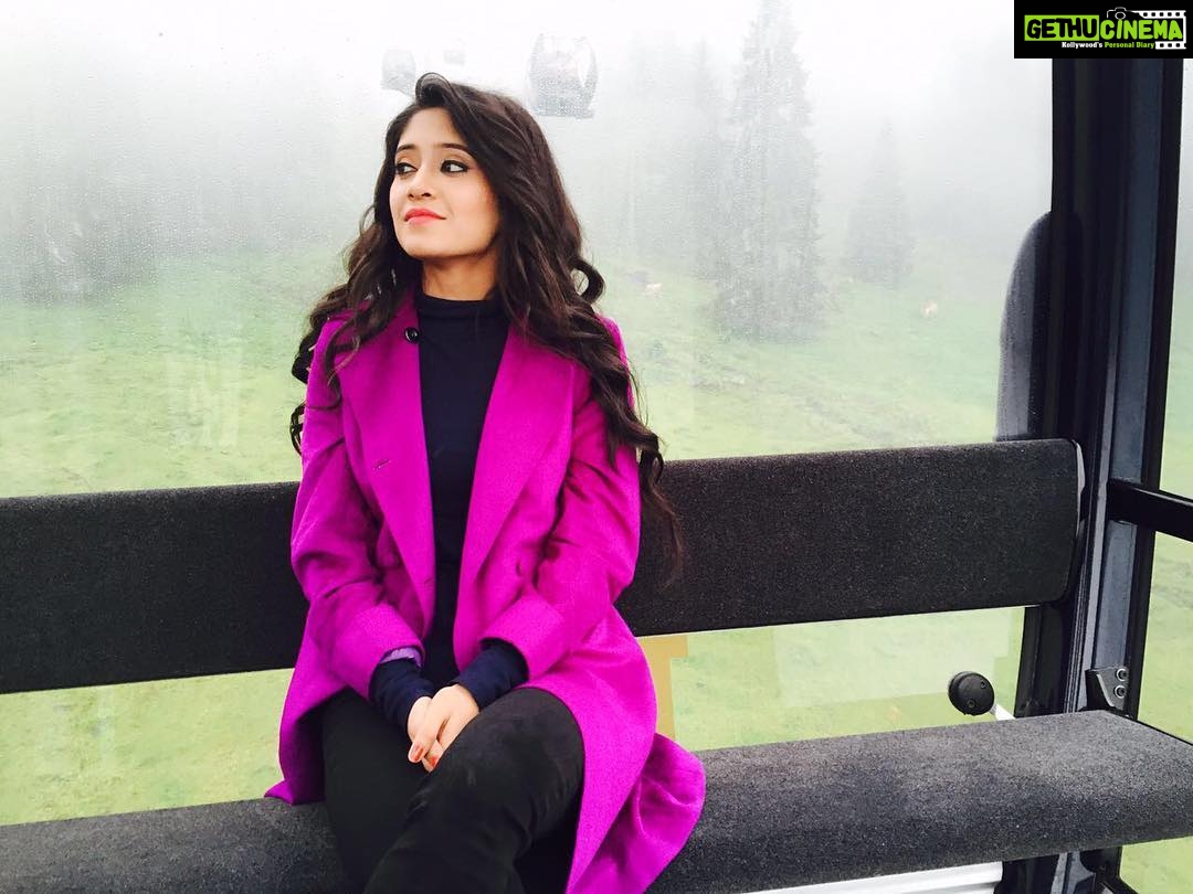 Shivangi Joshi Instagram - ❤️ #inlovewithswitzerland