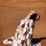 Shivangi Joshi Instagram - Peace, love, and desert dust. #dubai #desertsafari 🤎 Dubai, United Arab Emiratesدبي