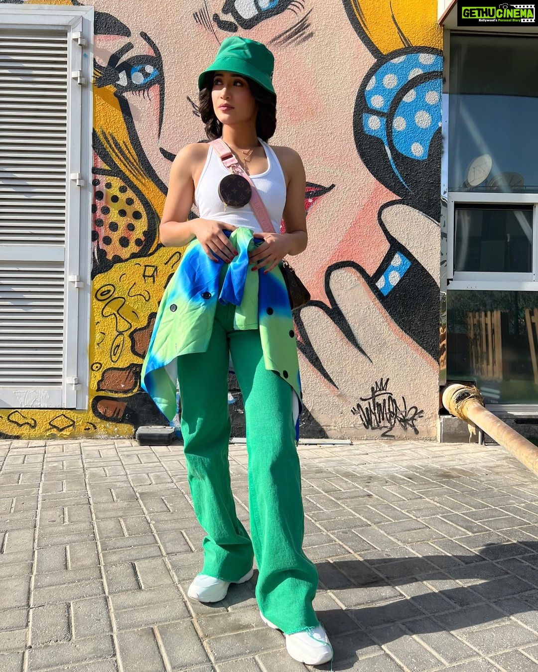 Shivangi Joshi Instagram - 🤍 Dubai Expo 2020
