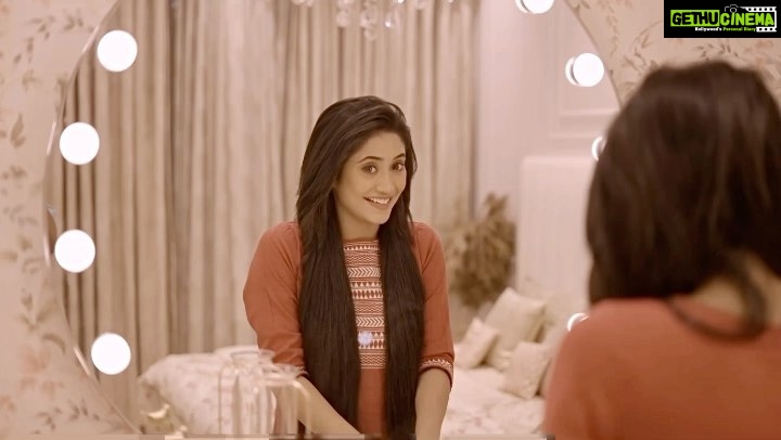 Shivangi Joshi Instagram - I can’t keep my hands off my hair since I got this best hair combo- Vatika Ayurvedic Shampoo @daburvatikahaircare for care and Vega Hairdryer for styling. It provides the care that my hair needs while making it look super glam, and that is a difficult balance to maintain with my hectic schedule. You can gift yourself this lit combo too, just click on the link in my Instagram bio, and all you need to do is quickly shop from the Flipkart Big Billion Day Sale before the offer runs out! #FlipkartBigBillionDaySale #flipkart #vatikaayurvedicshampoovegadryercombo #combooffer #daburvatikaayurvedicshampoo