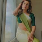 Shraddha Das Instagram - #Ardham shoot.. Finally in a saree 😊💚 Styled by @supriya.badabagni & @chandana_manchukonda Hair @gouriepatil Edit @starframesofficial #sareepact #sareereels #telugu #tamil #movie #bts #reelsinstagram