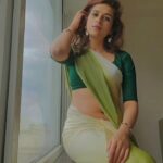 Shraddha Das Instagram – #Ardham shoot.. Finally in a saree 😊💚
Styled by @supriya.badabagni & @chandana_manchukonda 
Hair @gouriepatil 
Edit @starframesofficial 

#sareepact #sareereels #telugu #tamil #movie #bts #reelsinstagram