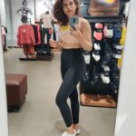Shraddha Das Instagram - Current obsession, trying and buying new athleisure 🙈 Can't control myself ! #athleisurewear #nike #newobsession #shraddhadas Mumbai, Maharashtra
