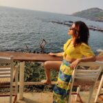 Shraddha Das Instagram - Turned out to be one of my favourite places in Goa @lushanjuna 🌊 The vibe is just 💙 Wearing @theboozybutton Styling : @artbyavnee @thewandermannequin #goadiaries #vacaymode #lushanjuna #anjuna #girlstrip #goa2021 #shraddhadas Lush by the cliff, Anjuna