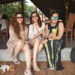 Shraddha Das Instagram - Good times.. Girls' trip.. Goa 💚 @hansichika best planner ever!😘 My oldest friend, from school to now🥰 @richadhawan19 the responsible one😀 with a pretty smile who makes columns of our accounts 😂 @prana.goa Styled by : @artbyavnee @thewandermannequin #goadiaries #iamonvacation #pranacafe #goa2021 #goa #girlstrip #shraddhadas #gratitude Prana & Prana Cafe