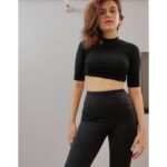 Shraddha Das Instagram – A healthy body is a reflection of a healthy lifestyle 🖤

#sundayworkout #LoveYourself  #strongisthenewsexy
#fitterfasterstronger 
#shraddhadas #nmrk #gratitude
