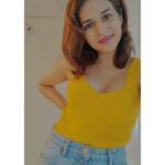 Shraddha Das Instagram - Luminosity Unlimited 🌟 #yellowishappy #happygirlsaretheprettiest #cheerfulheart #happiness #shraddhadas #nmrk