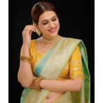 Shraddha Das Instagram – Happy Dhanteras 😊 

Saree @mintnoranges
Styling : @artbyavnee
Jewellery : @anayah_jewellery 
Hair : @gouriepatil
Make up : @hareshwarp 

#dhanteraswishes#diwali2021 #banarasisaree#shraddhadas
#sareestyle #sareepact