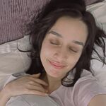 Shraddha Kapoor Instagram - Sundaze 😴🥰💜