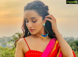 Shraddha Kapoor Instagram - 🧡💕☀️ 💕💛