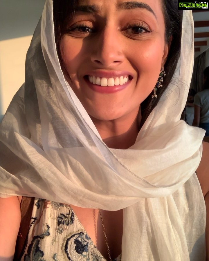 Shraddha Srinath Instagram - October 2019. I had my final look test as Paaru, for Maara. We were doing the look test in a hotel room, by the window and there was no proper mirror in my immediate vicinity for me to see what was being done to my face and hair. After it was done, I turned on my camera to take a picture and saw myself in the final look for the first time and this video was my reaction to my own face (thank god for Live Photos). “Oh my god”, i gushed. Never thought I looked as beautiful in my life as that evening. Perhaps it was @ekalakhani ‘s lovely costumes, each better than the other, perhaps it was @kohl.play ‘s make up and @kammarishivarajchary ‘s hair styling or perhaps it was the golden hour of the kochi sunset, and kochi sunsets are consistently breath taking. Can’t pick which it was, but it was nice to be blown away by my own face. That doesn’t happen too often. Thanks for envisioning Paaru like a dream, @dhilipgads .