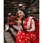 Shraddha Srinath Instagram - Shot by @arjunkamath87 Styled by @wardha_ahamed Hair and make up @dhanyaraghavan Saree @diva_bengaluru Draped by @pleatz_drape_artist_bengaluru