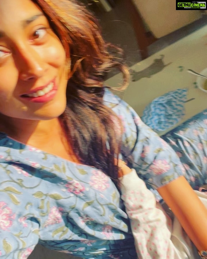 Shriya Saran Instagram - You bring me endless joy , my heat is your forever