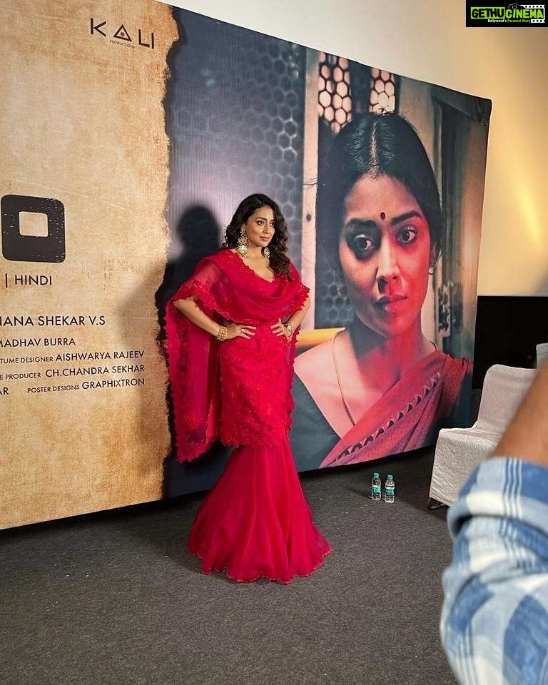 Shriya Saran - 304.9K Likes - Most Liked Instagram Photos