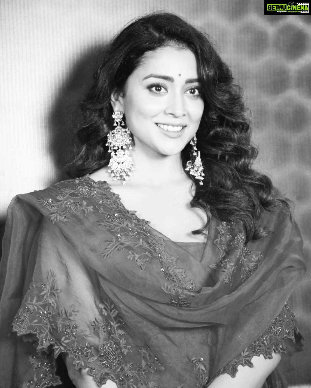 Shriya Saran - 304.9K Likes - Most Liked Instagram Photos
