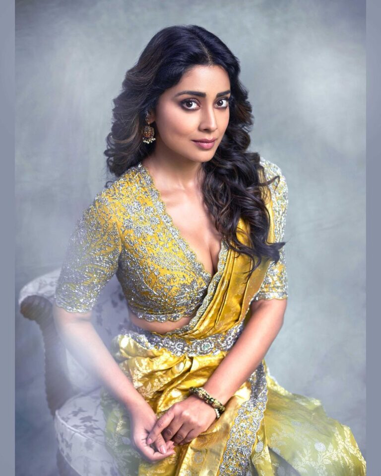 Shriya Saran Instagram - Thank you @jayantireddylabel for this stunning yellow saree for @rrrmovie function yesterday. Thank you @akshay_26 for these pictures. Make up @chetannayak05 hair @priyanka__hairstylist