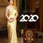 Shriya Saran Instagram - Happy 2020 may this year brings happiness and success , from Vrk family , With love 🥰 shot by @atulkasbekar styled by @sithara_kudige love this beautiful saree handwoven by artist with magician's hands by @vrksilks