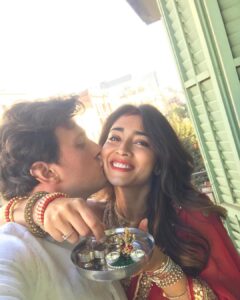 Shriya Saran Instagram - Happy  karva chauth  to every one from Barcelona. Miss my mom and @aartisaran15  love this simple gotapatti saree gifted by mom !  @Sithara_kudige you make stunning blouses.