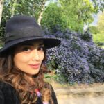Shriya Saran Instagram - Sun is shining , missing @andreikoscheev Regent's Park