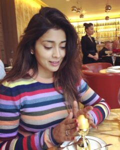 Shriya Saran Instagram - Bit of magic in my life with @Albert.adria.acosta Cakes & Bubbles