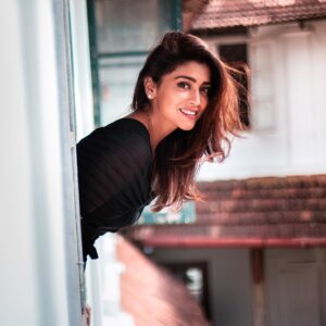 Shriya Saran Instagram - The Kochi-Muziris Biennale is an international exhibition of contemporary art held in Kochi, Kerala. It is the largest art exhibition in India and the biggest contemporary art festival in Asia. Thank you @bosekrishmumbai for your vision! Curated by Anita DUBEY. People go check it out. It’s a wonderland photo credit @arjunkallingal