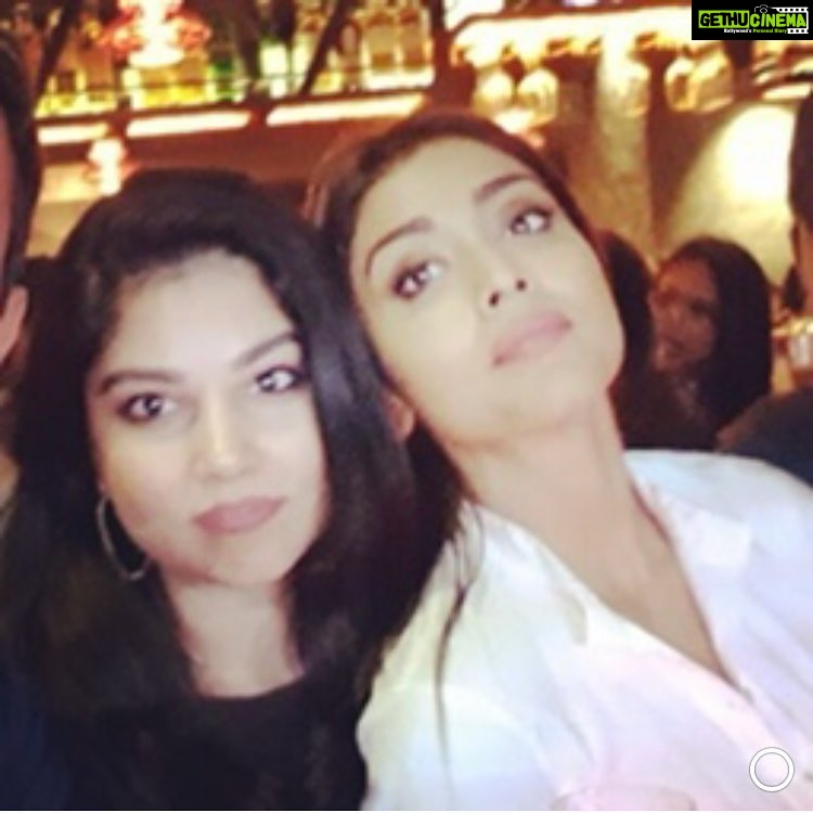 Shriya Saran Instagram - Belated happy birthday 🥳 sorry could t call you on your birthday.